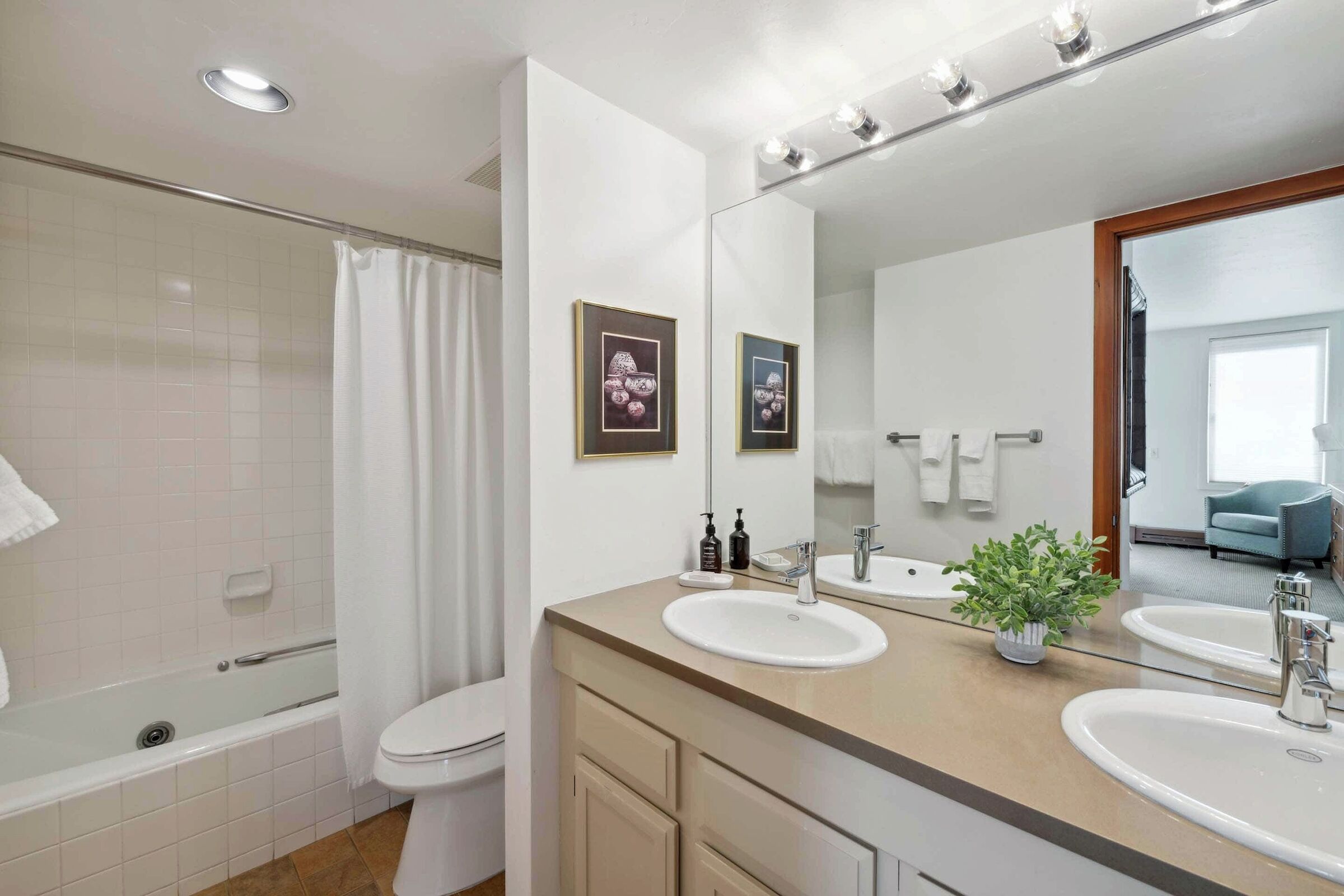 #56 - Master Ensuite Bathroom