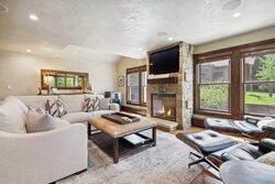 #41 - Living Area