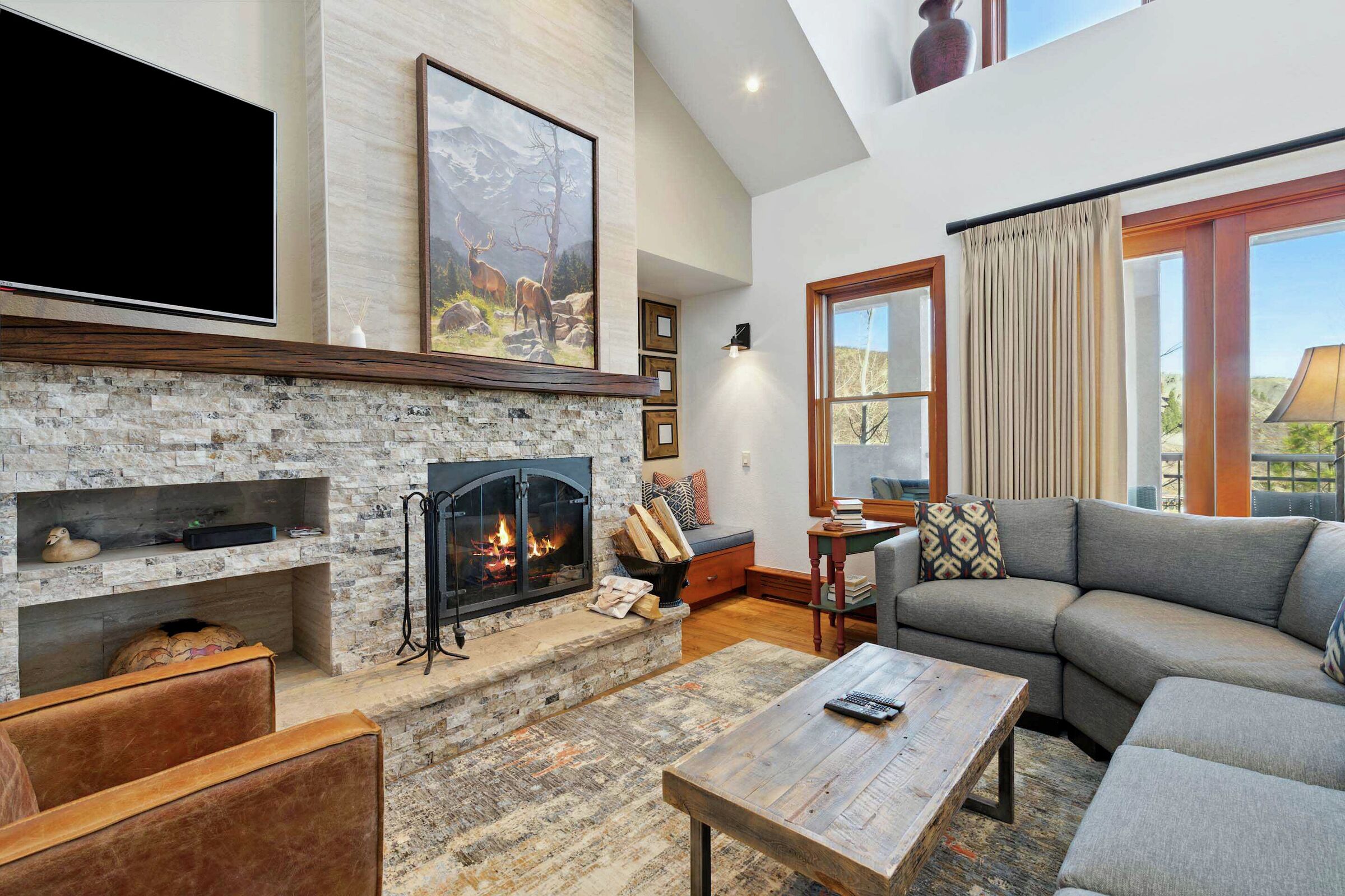 #43 - Living Area