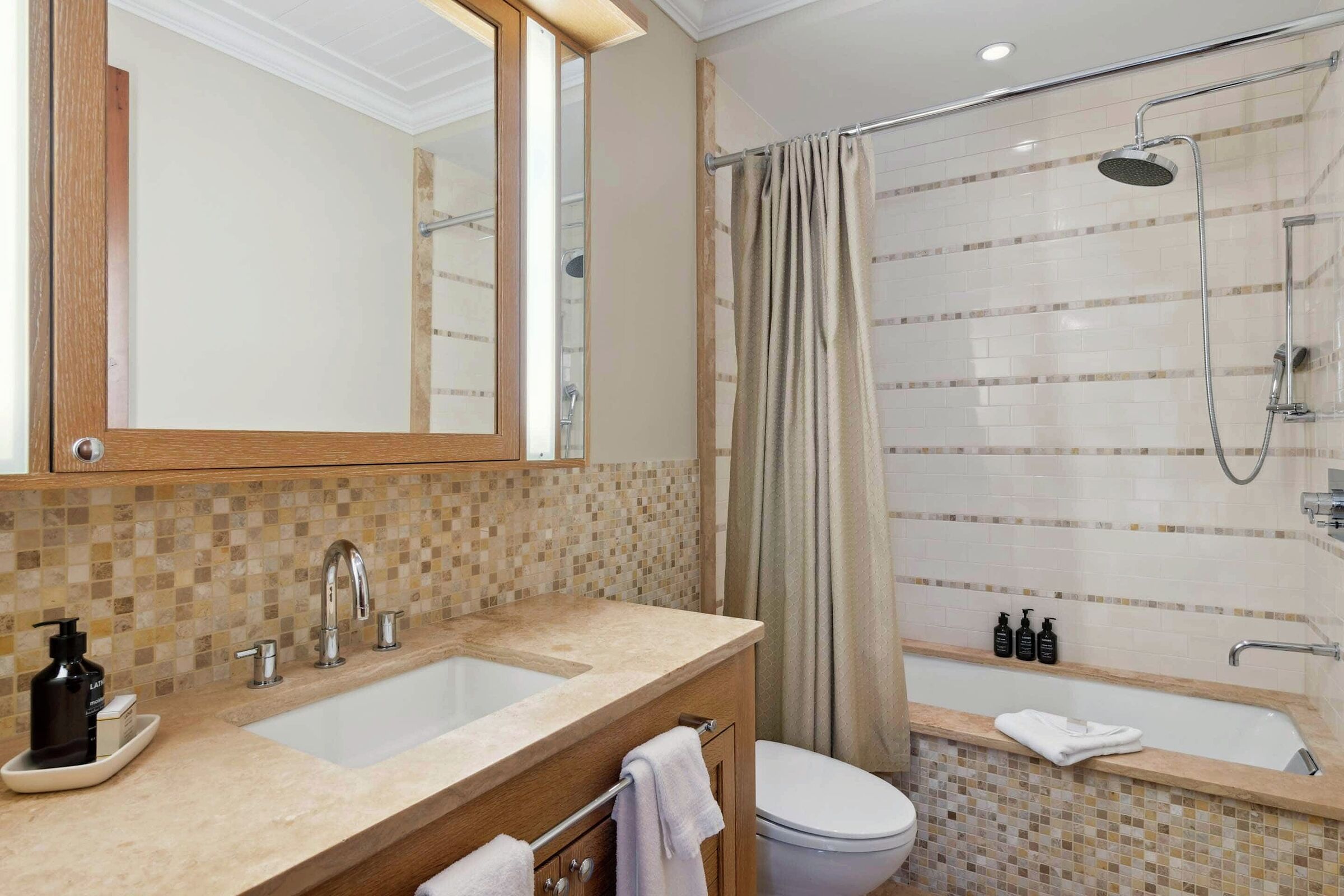 #61 - Bathroom