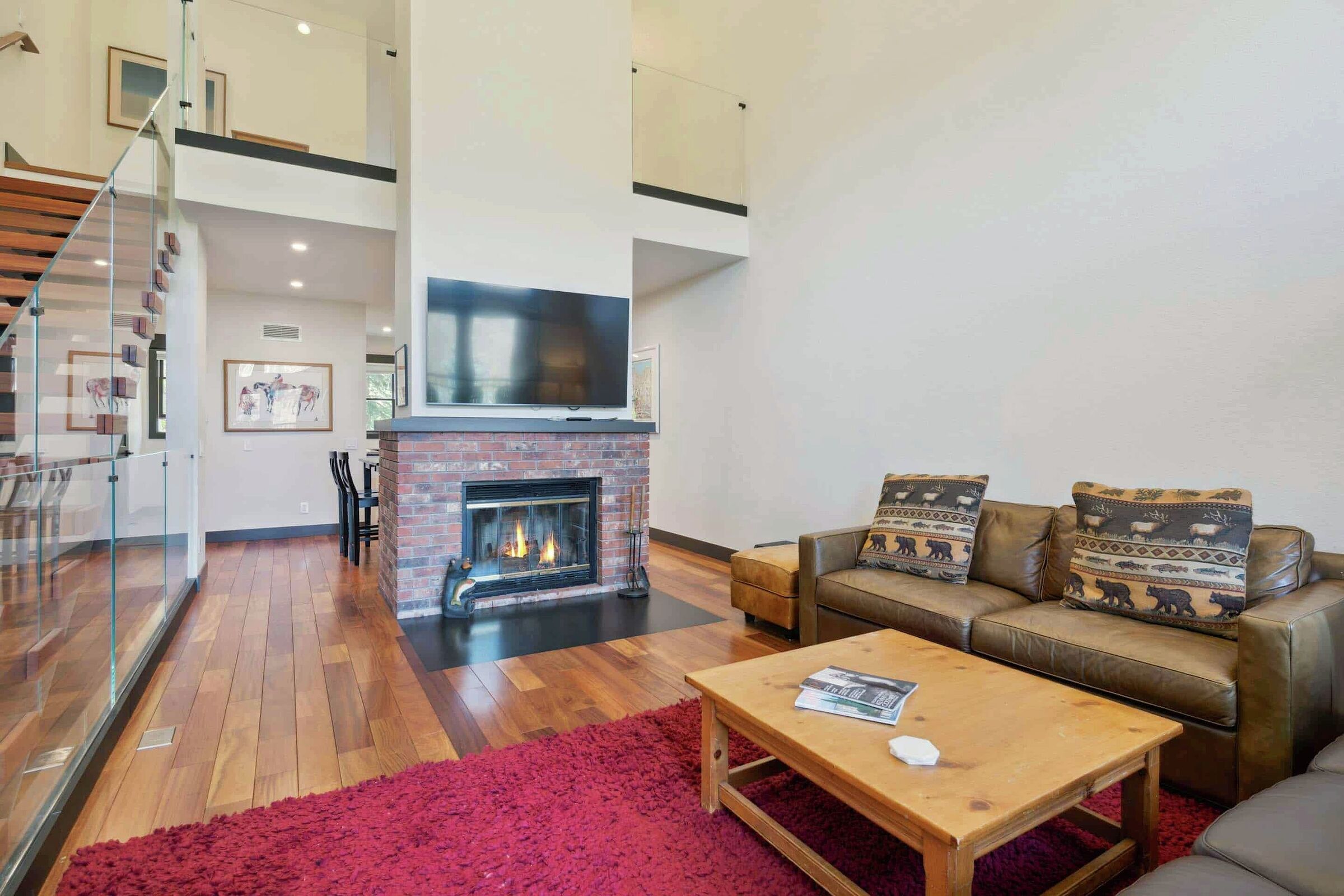 #14 - Living Area