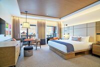 Grand Deluxe One King Room