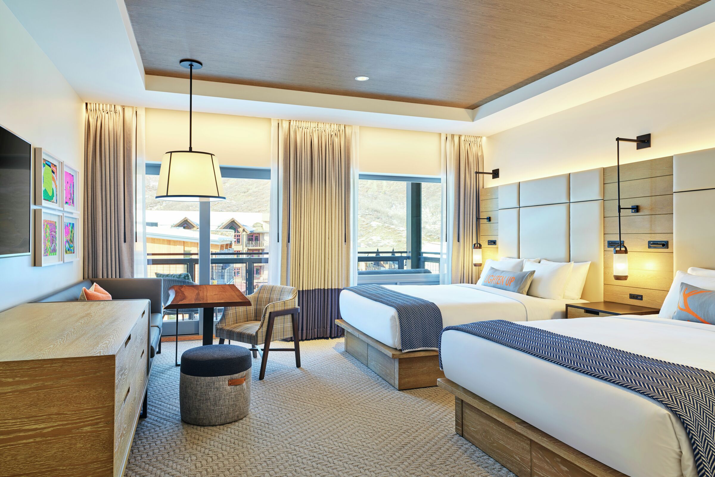 Grand Deluxe Two Queen Room
