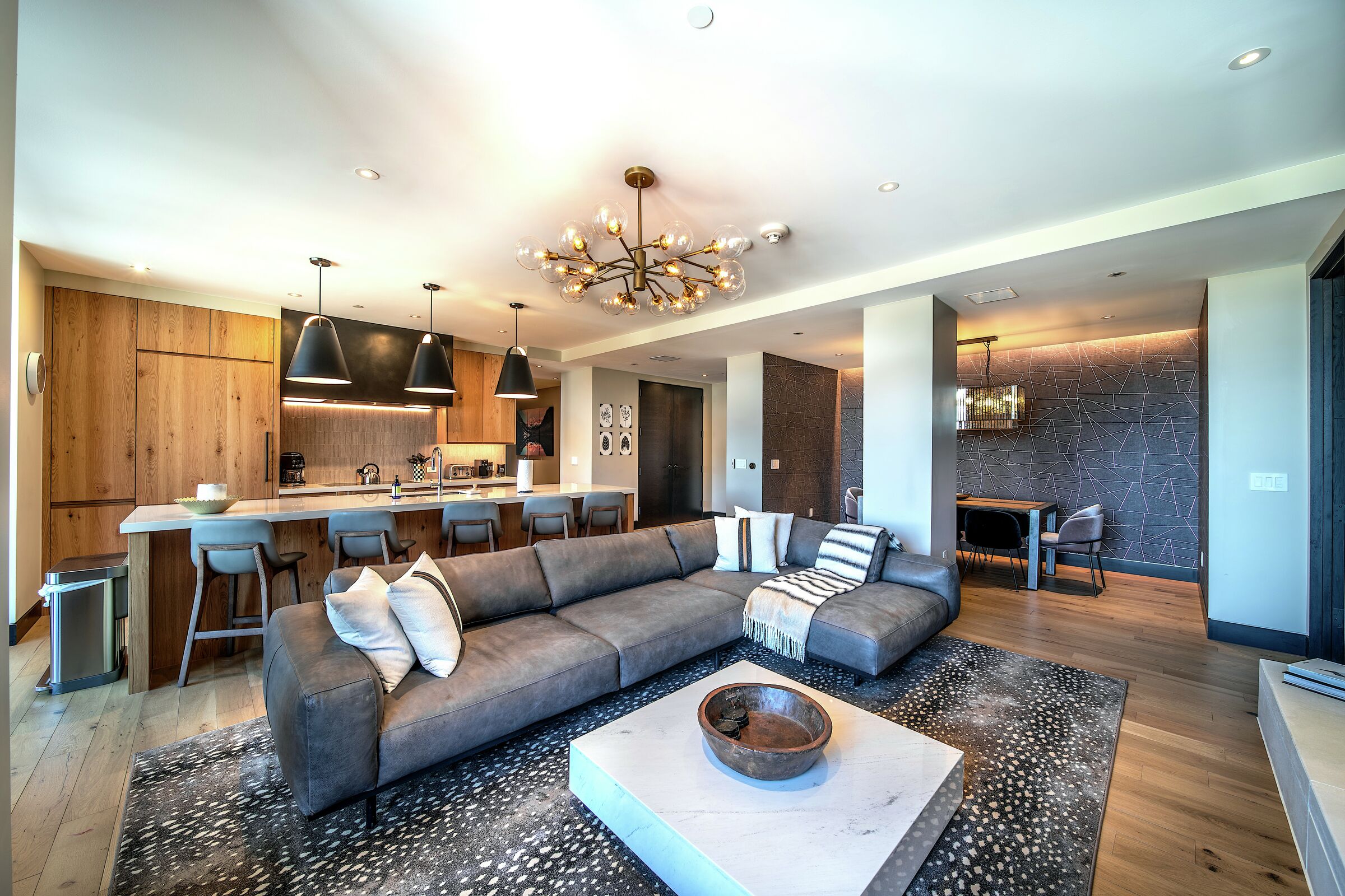 #303 East - Living Area