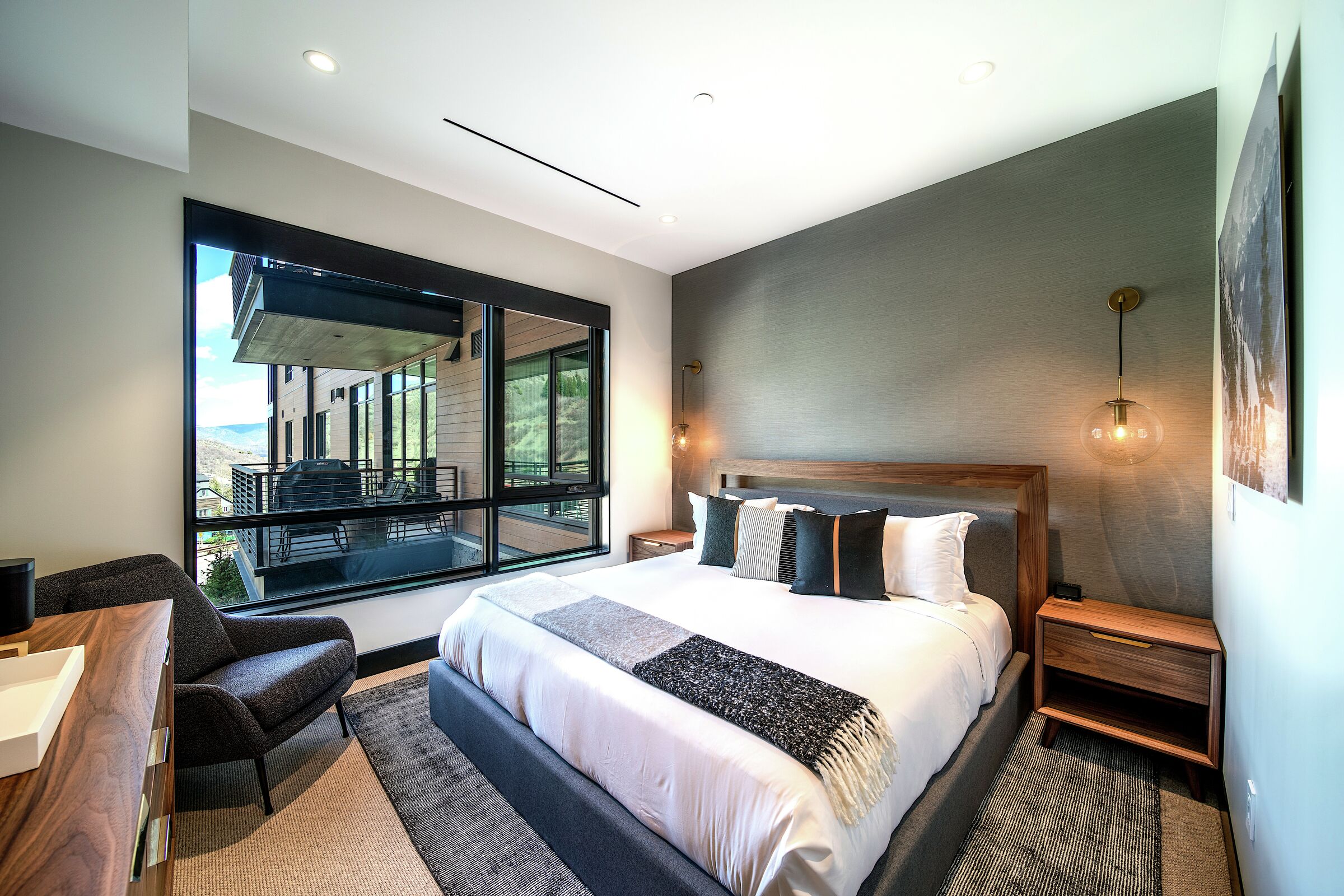 #303 East - Bedroom