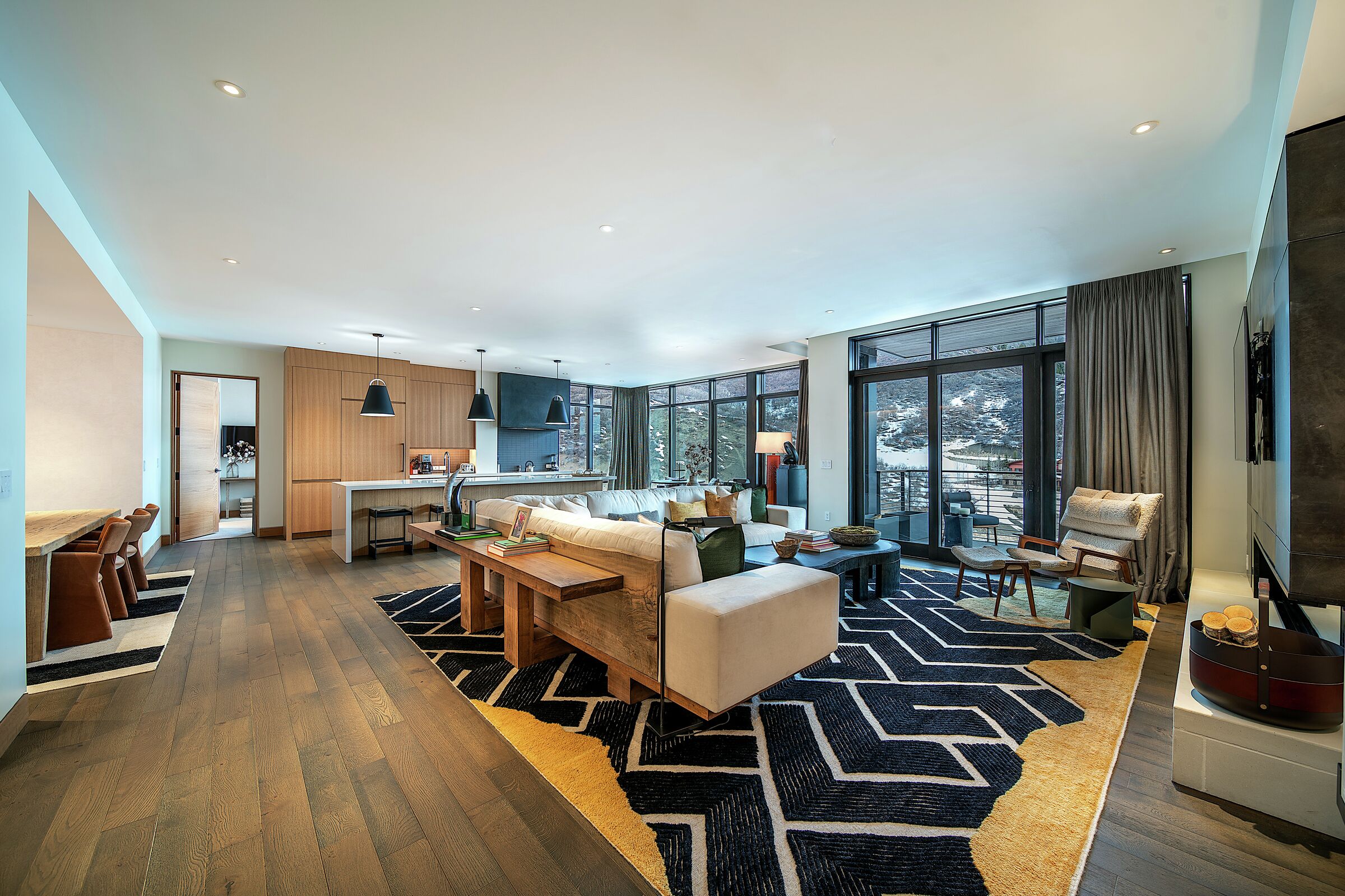 #501 West - Living Area