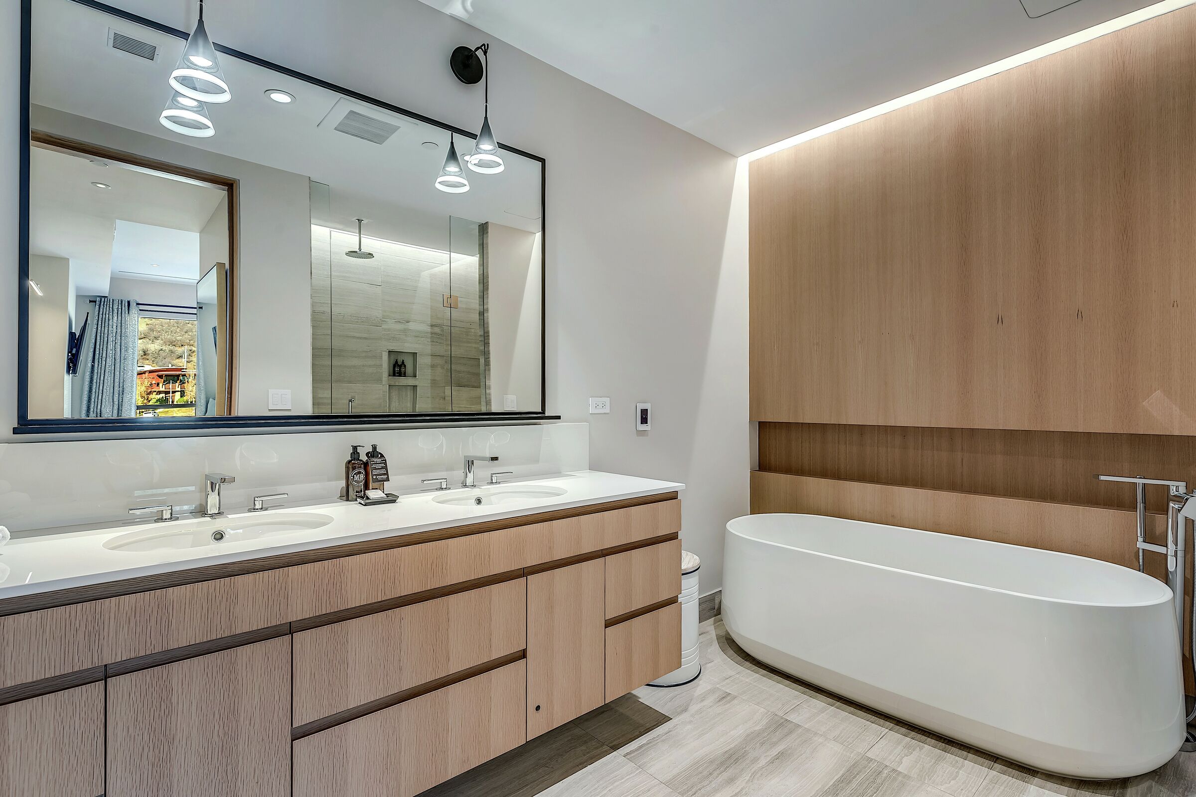 #303 West - Master Ensuite Bathroom