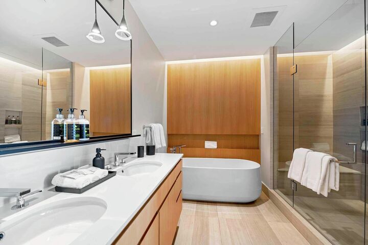 Master Ensuite Bathroom