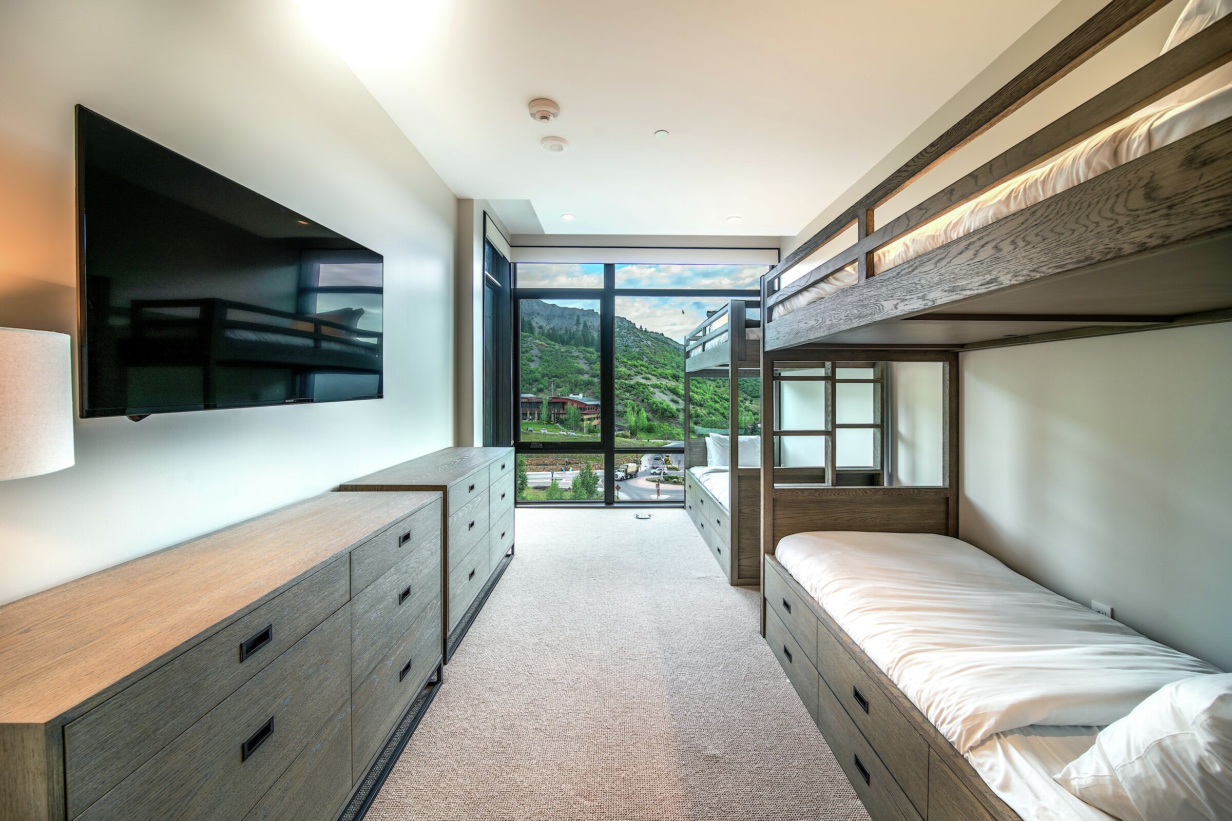 #503 West - Bedroom