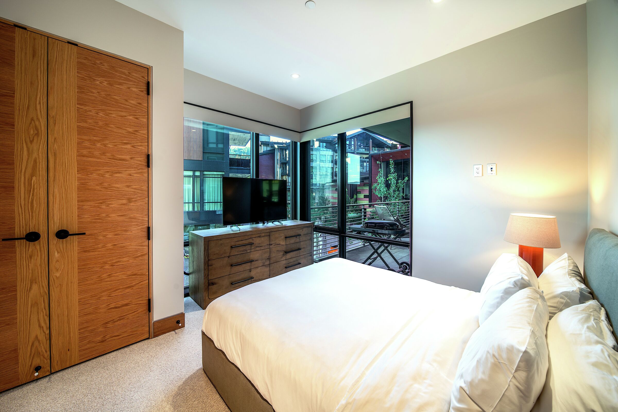 #503 West - Bedroom