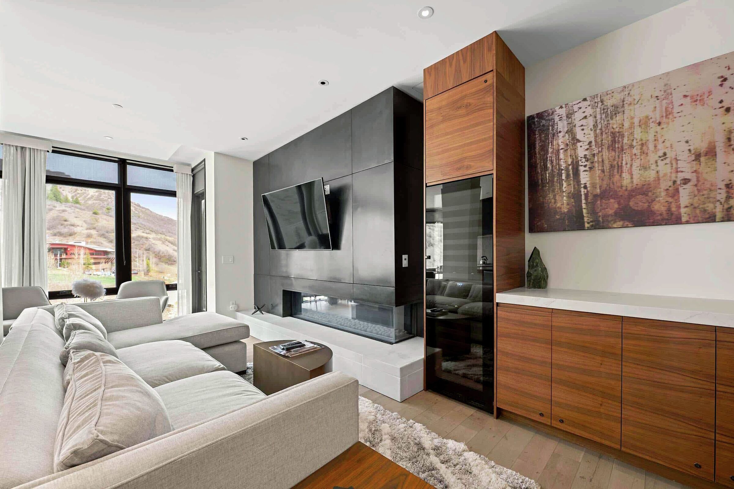 #301 West - Living Area