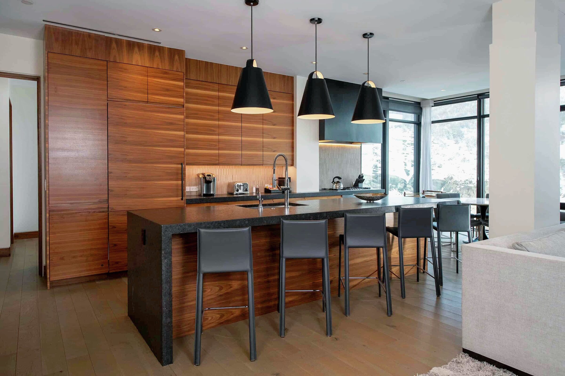 #301 West - Kitchen