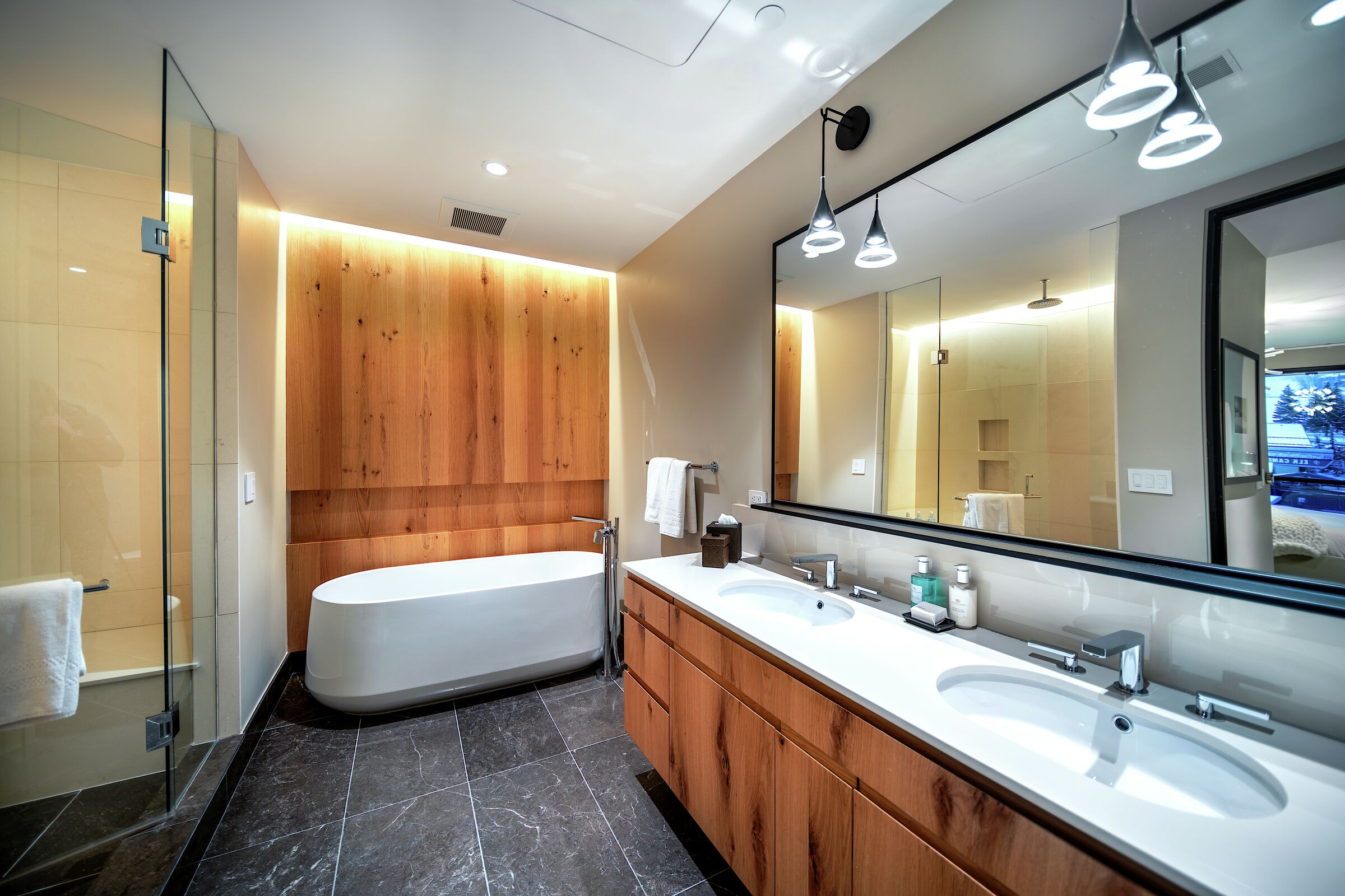 Master Ensuite Bathroom