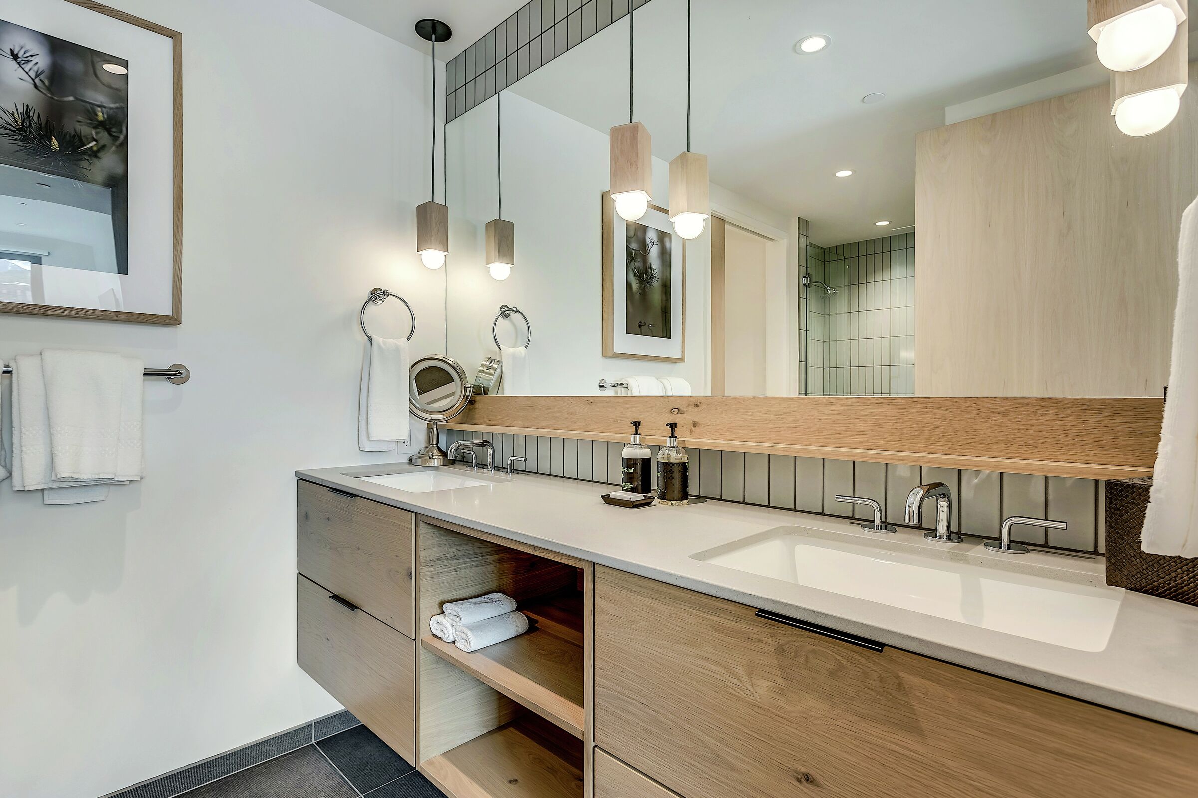 Master Ensuite Bathroom