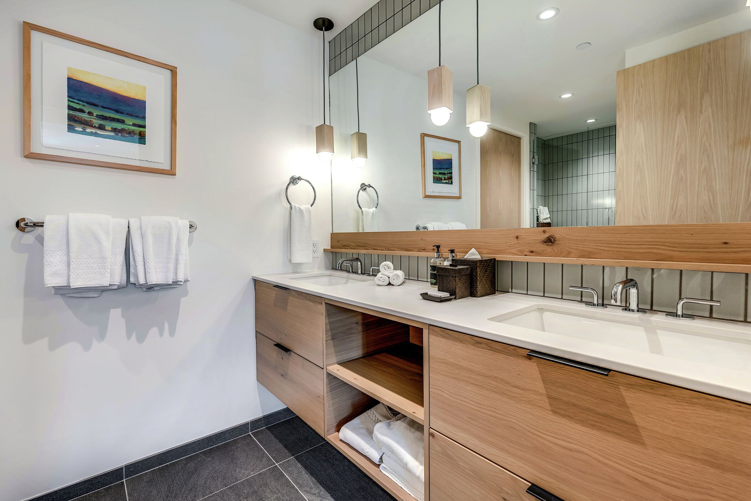 Master Ensuite Bathroom
