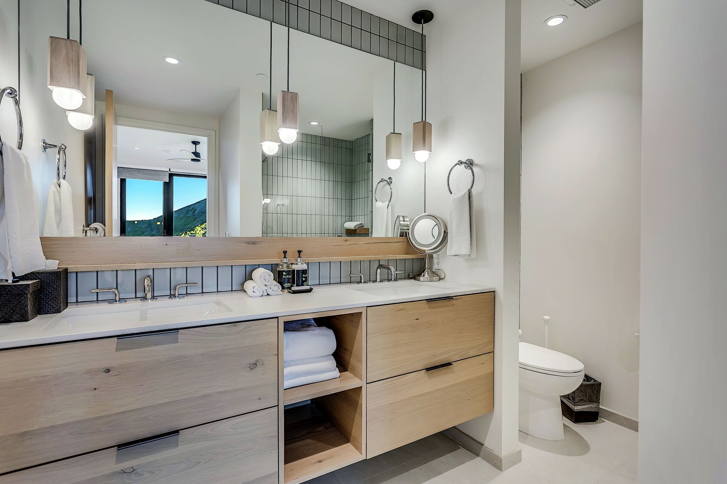 Master Ensuite Bathroom