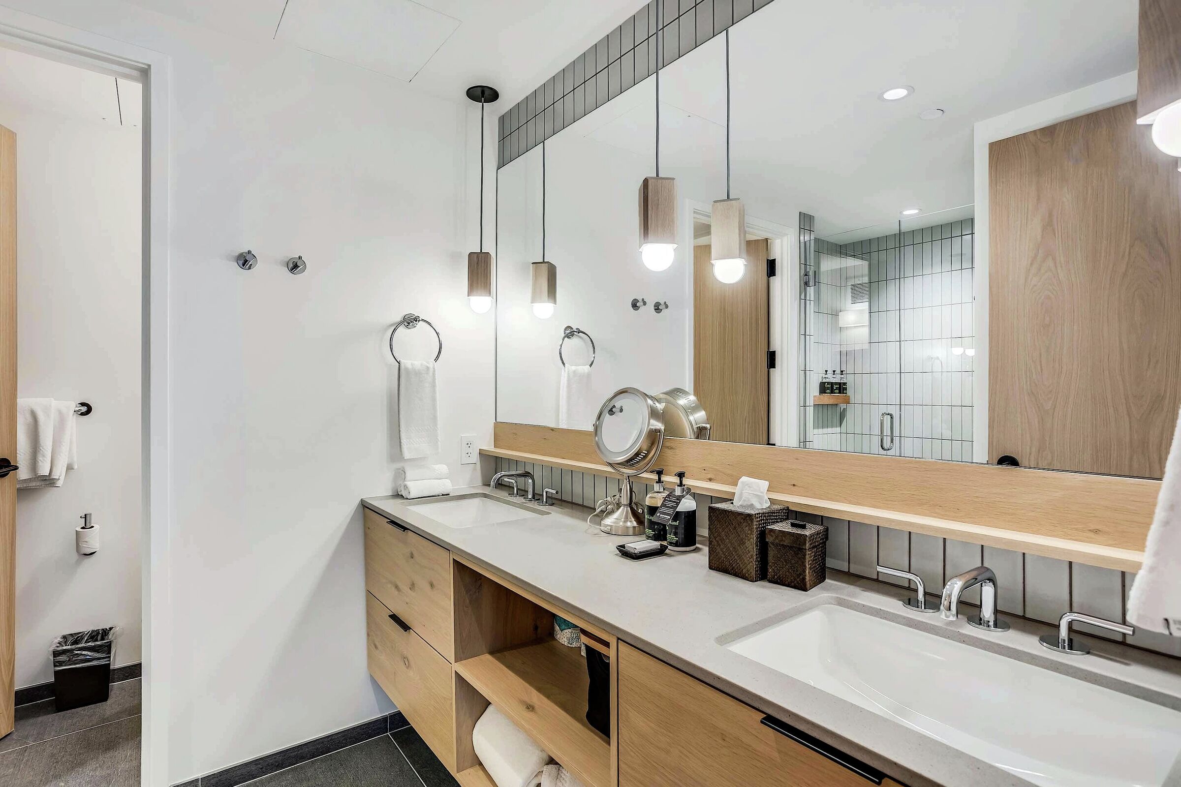 Master Ensuite Bathroom