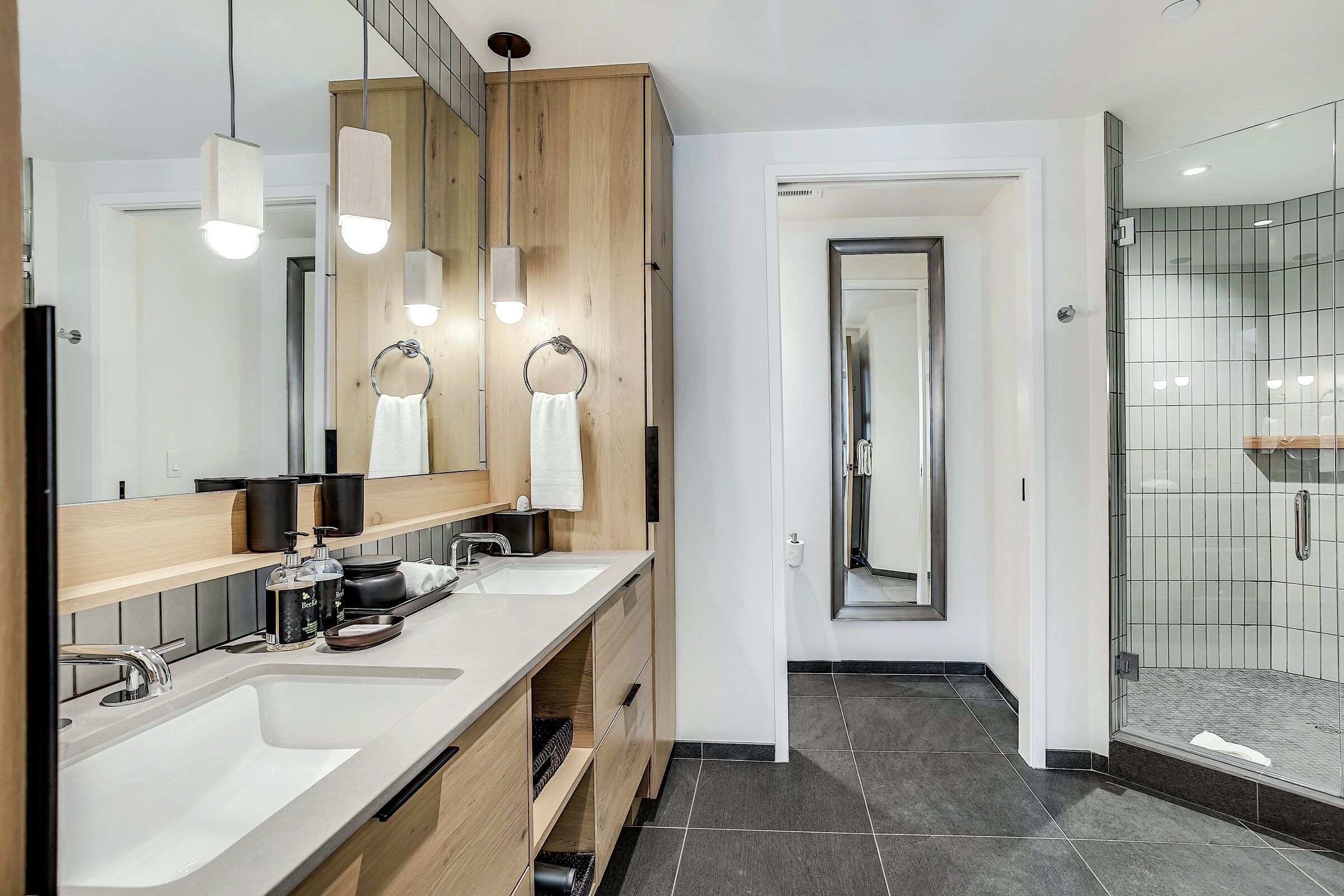 Master Ensuite Bathroom