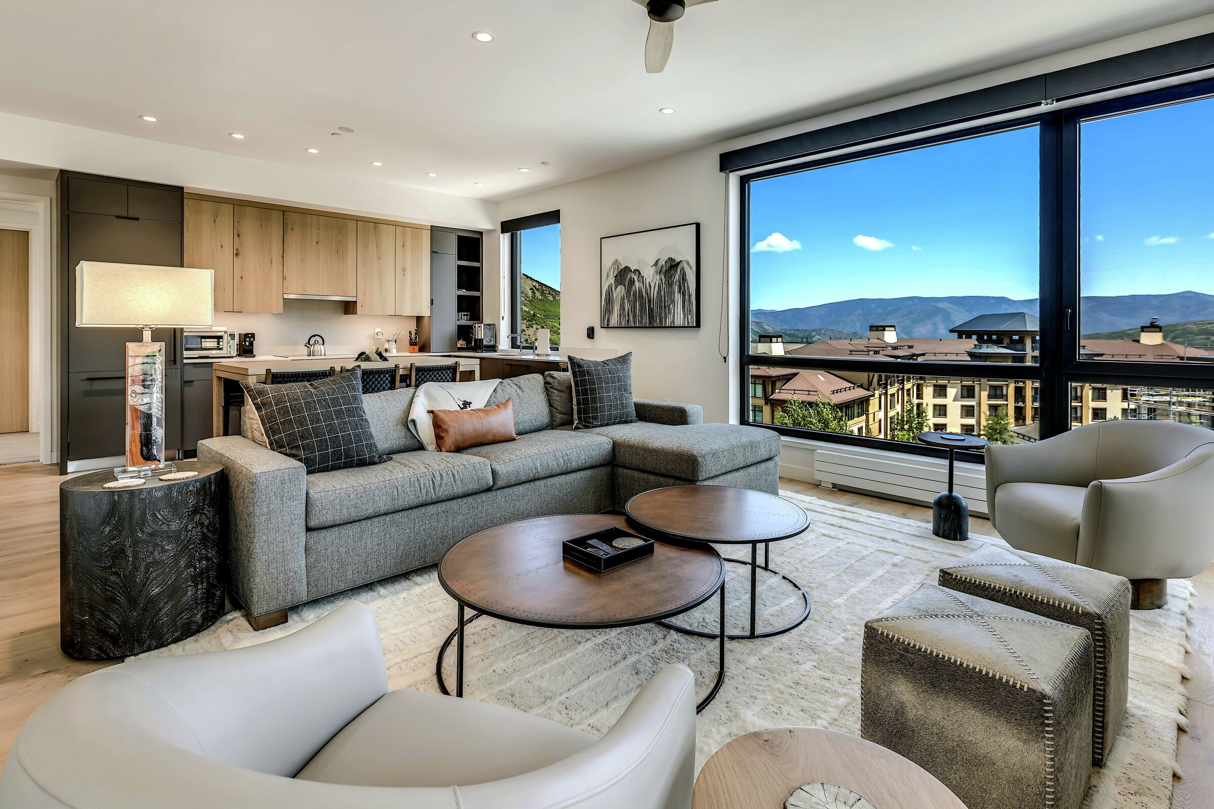 #508 - Living Area