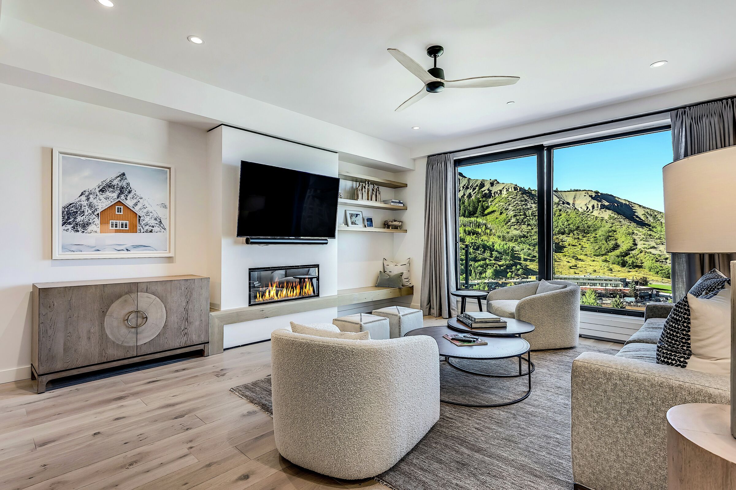 #504 - Living Room
