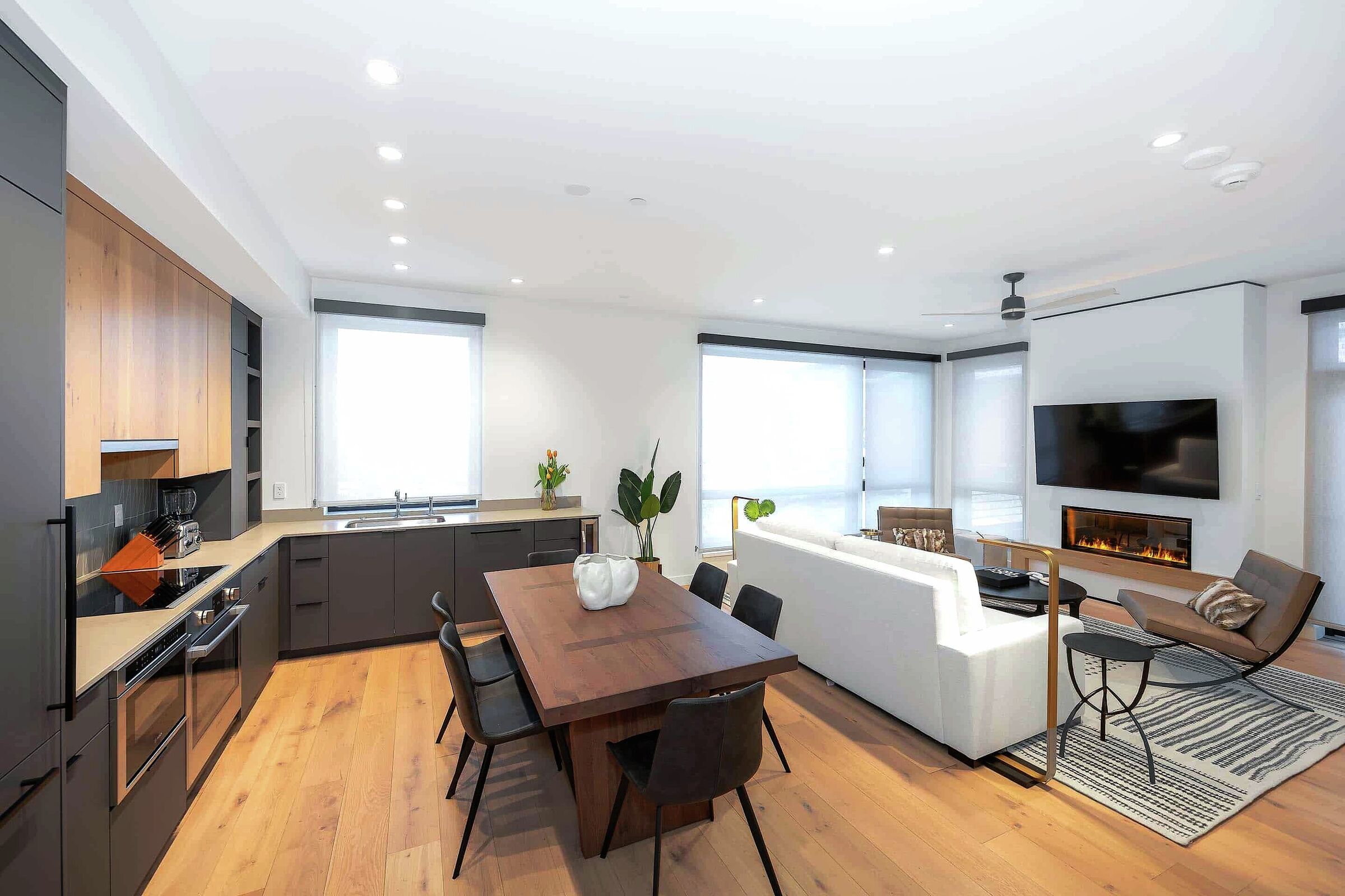 #308 - Living Area