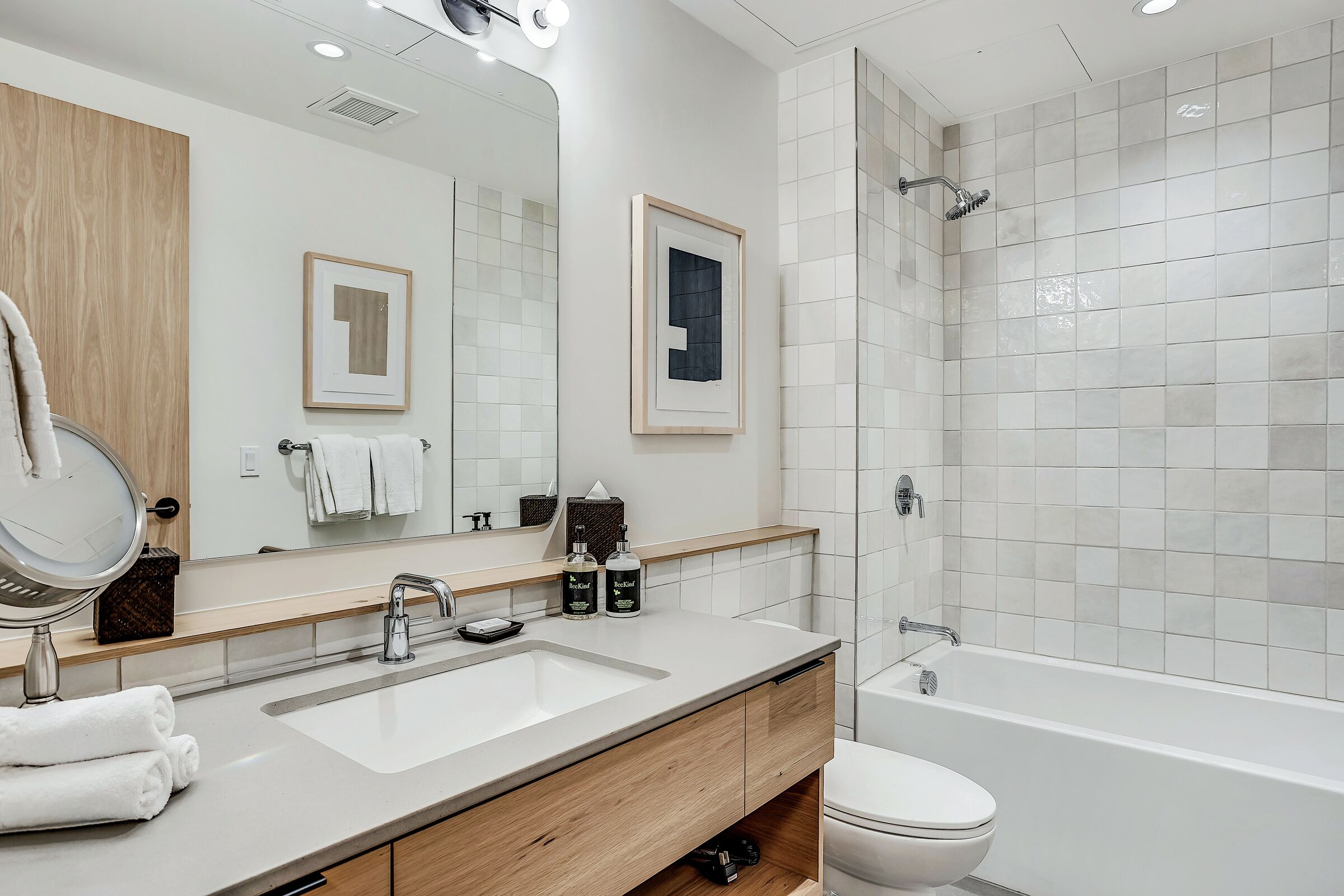 #106 - Bathroom