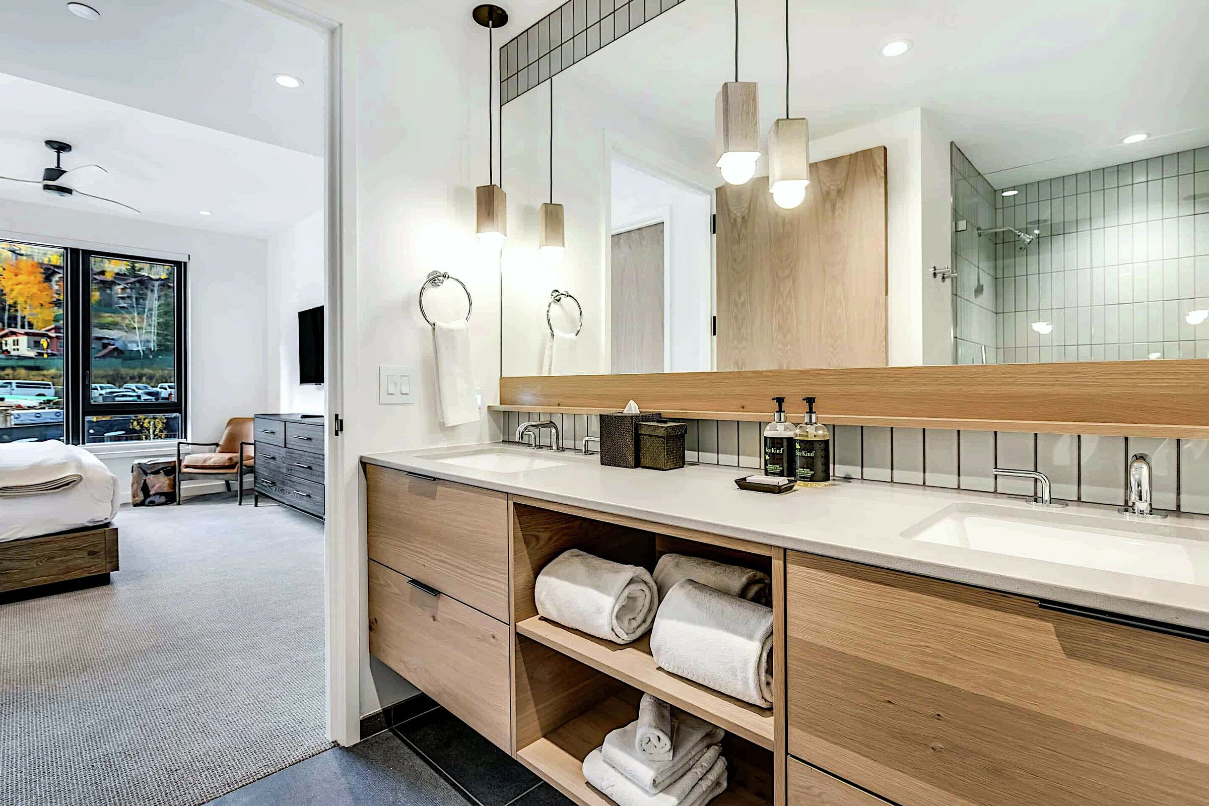 #203 - Master Ensuite Bathroom
