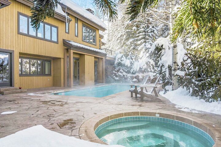 Patio with Hot Tub