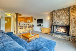 #7 - Studio Living Area