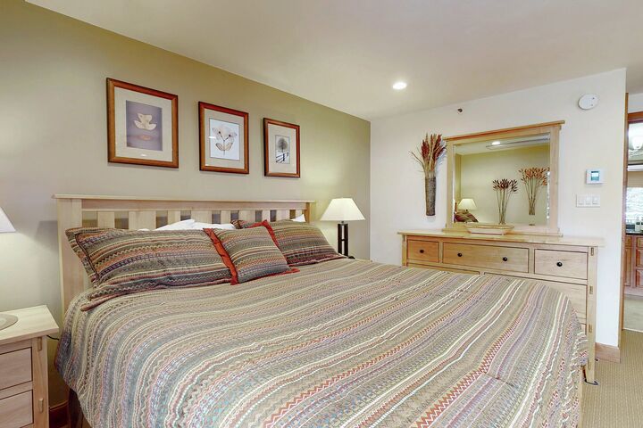 #27 - Studio Sleeping Area