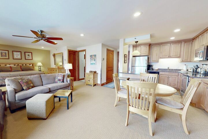 #27 - Studio Living Area