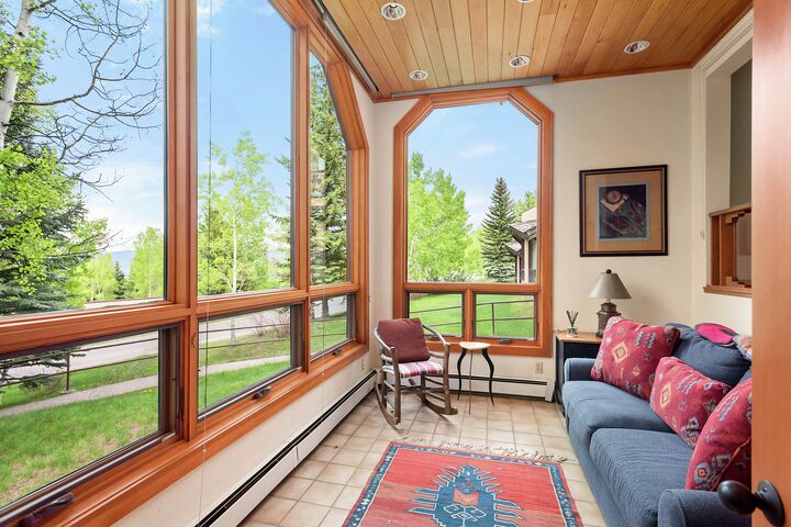 2 Bdrm 3 Bath #25 - Living Area