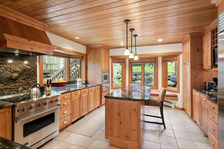 2 Bdrm 3 Bath #25 - Kitchen