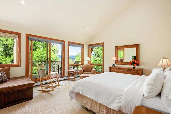 2 Bdrm 3 Bath #25 - Master Bedroom