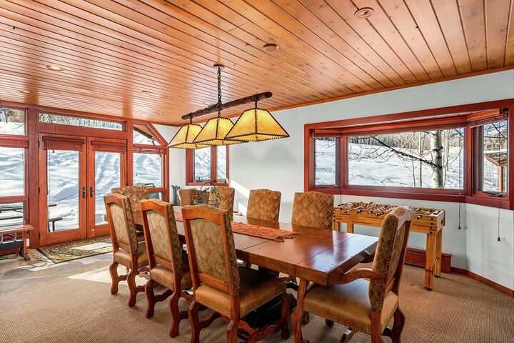 3 Bdrm 5 Bath #17 - Dining Area