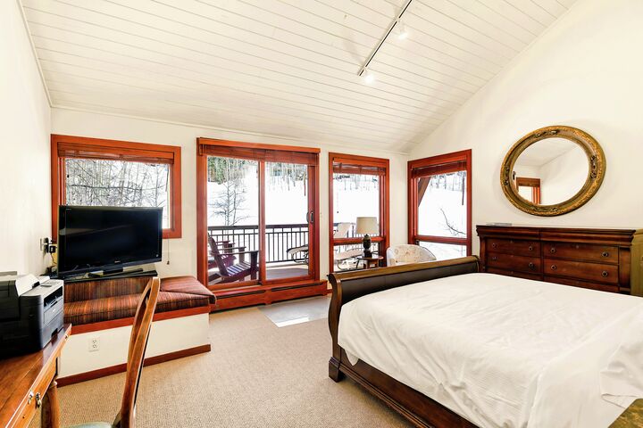 3 Bdrm 5 Bath #17 - Master Bedroom