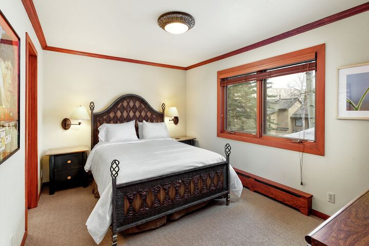 3 Bdrm 5 Bath #17 - Bedroom