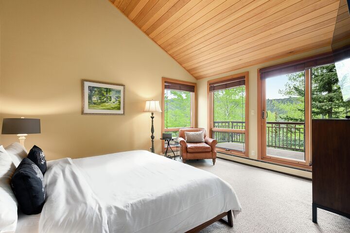 2 Bdrm 2.5 Bath #24 - Master Bedroom