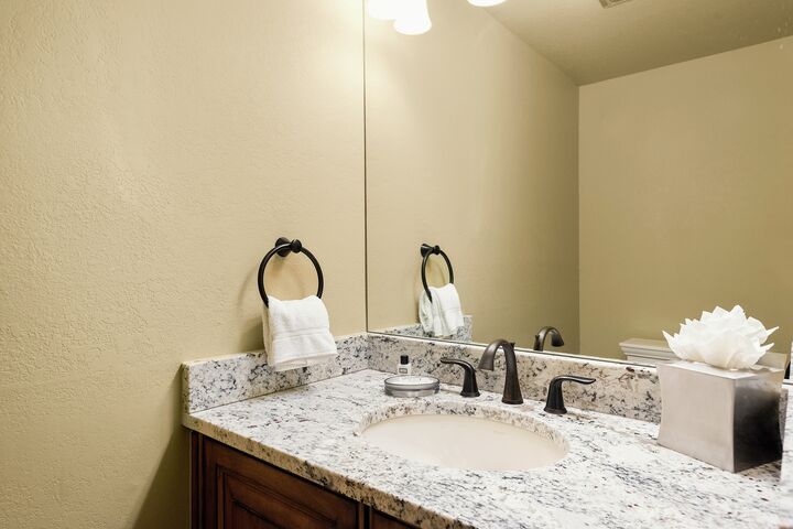 2 Bdrm 2.5 Bath #24 - Bathroom
