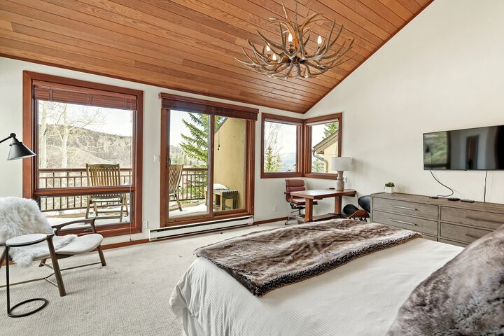 2 Bdrm 3 Bath #10 - Master Bedroom