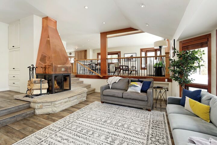 2 Bdrm 3 Bath #10 - Living Area