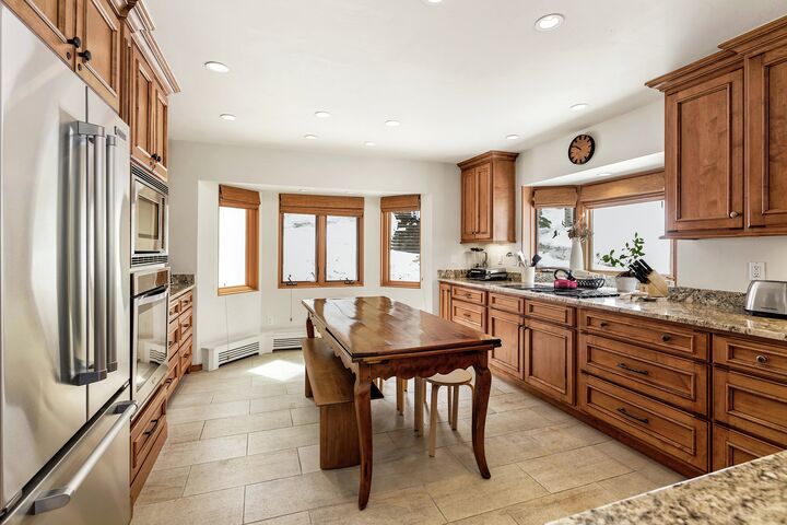 2 Bdrm 3 Bath #10 - Kitchen