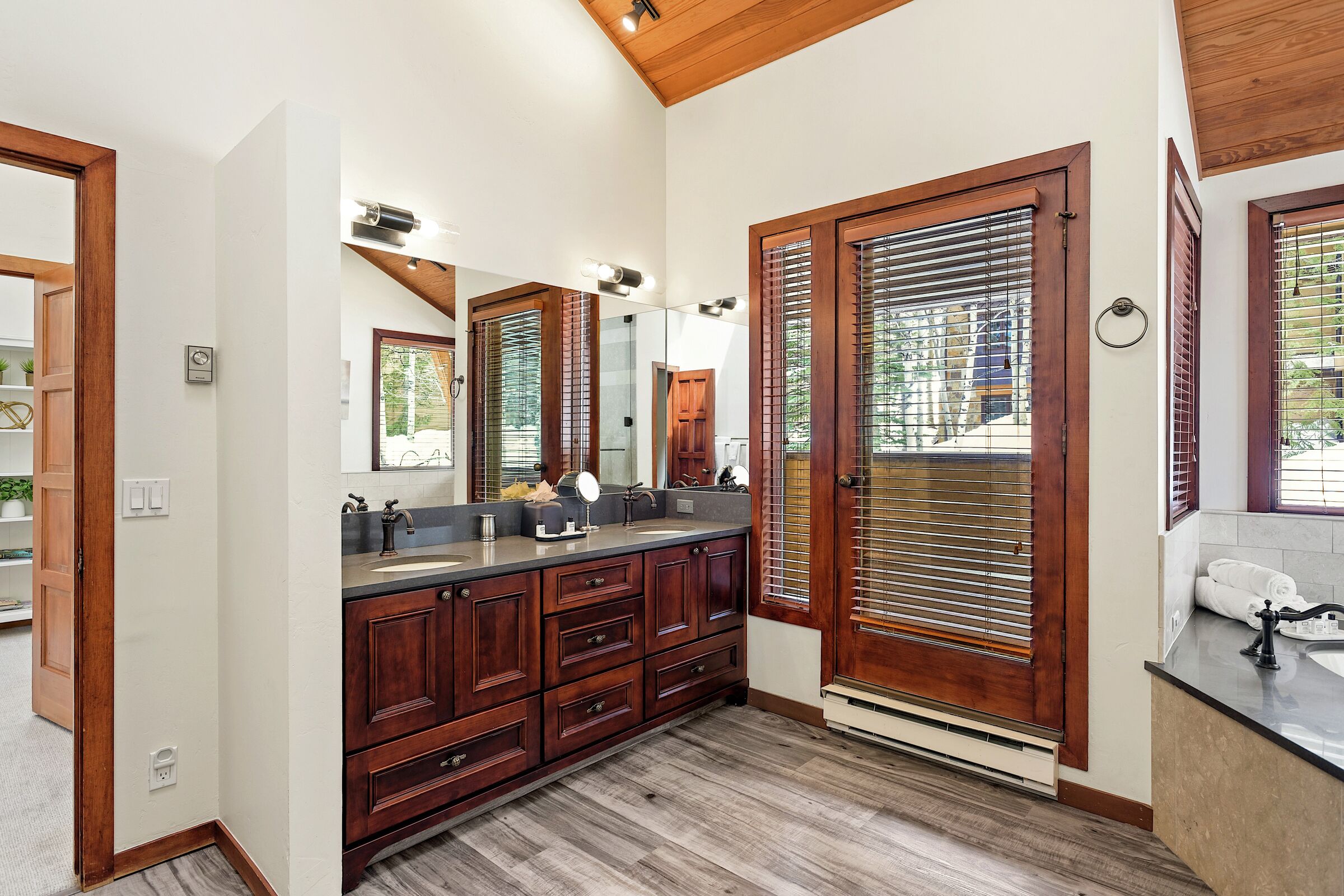Master Ensuite Bathroom