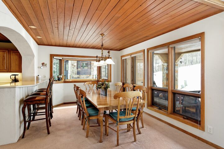 3 Bdrm 3.5 Bath #18 - Dining Area