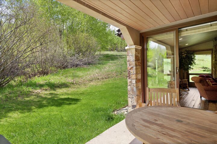 3 Bdrm 4.5 Bath #15 - Patio