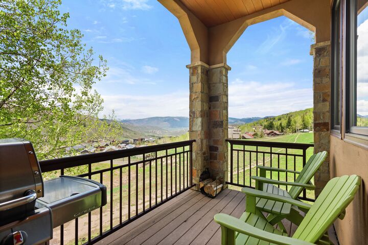 4 Bdrm 4.5 Bath #4 - Balcony
