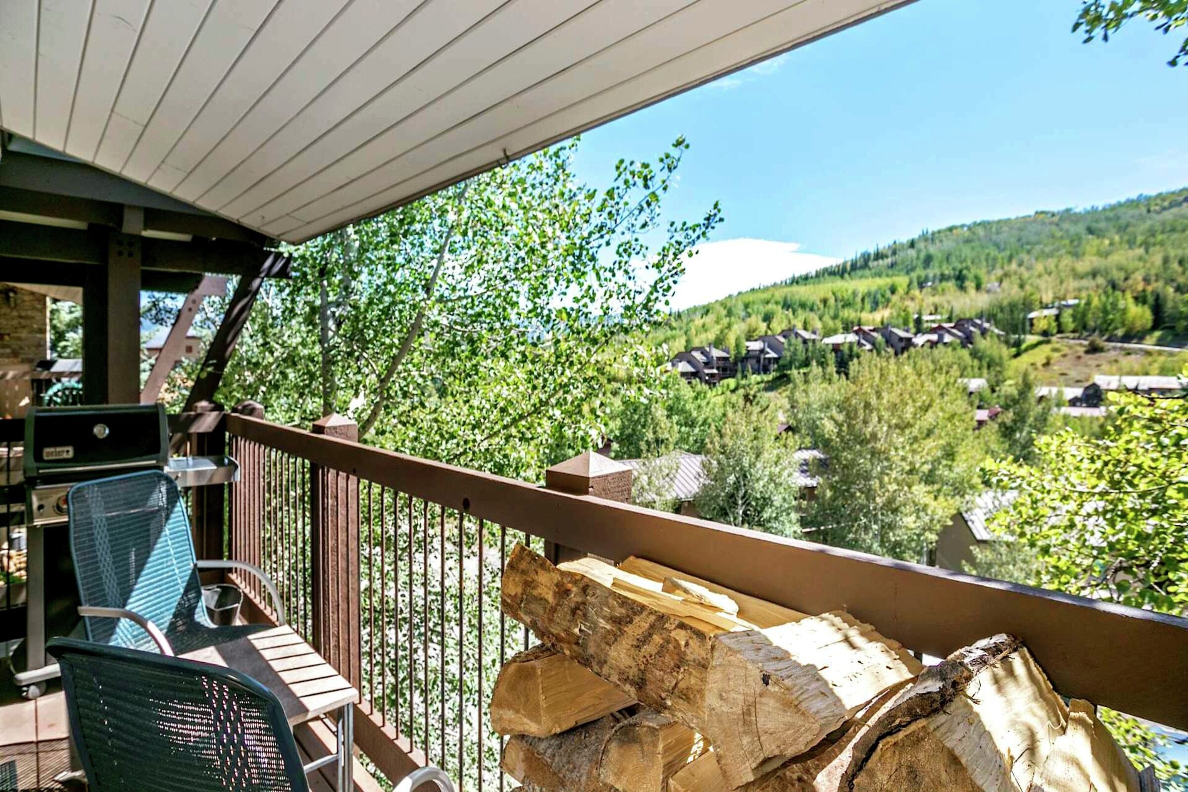 Balcony with BBQ