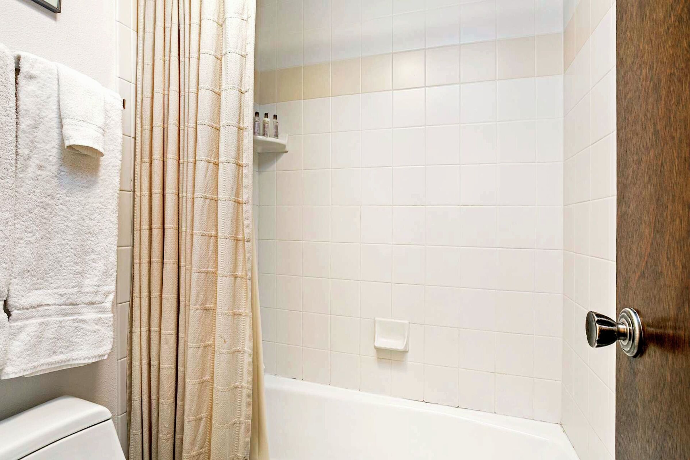 Master Ensuite Bathroom