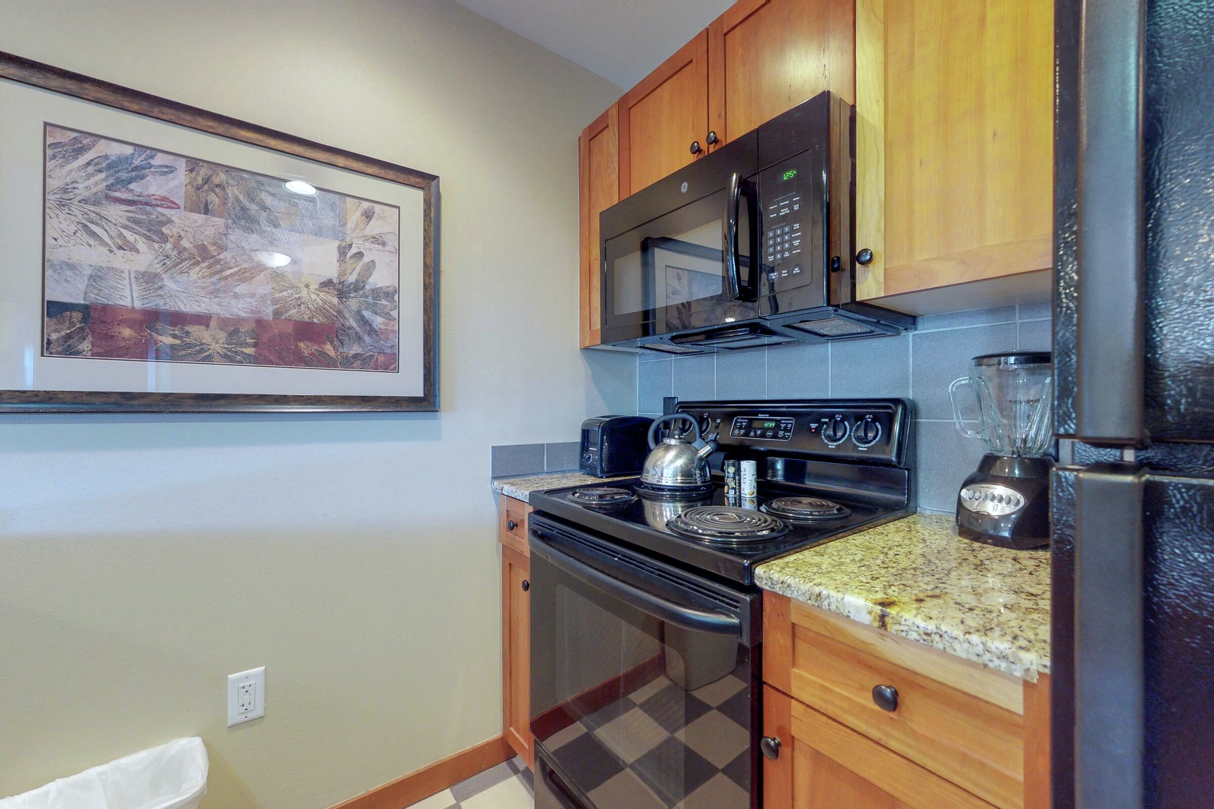 #407 - Kitchen