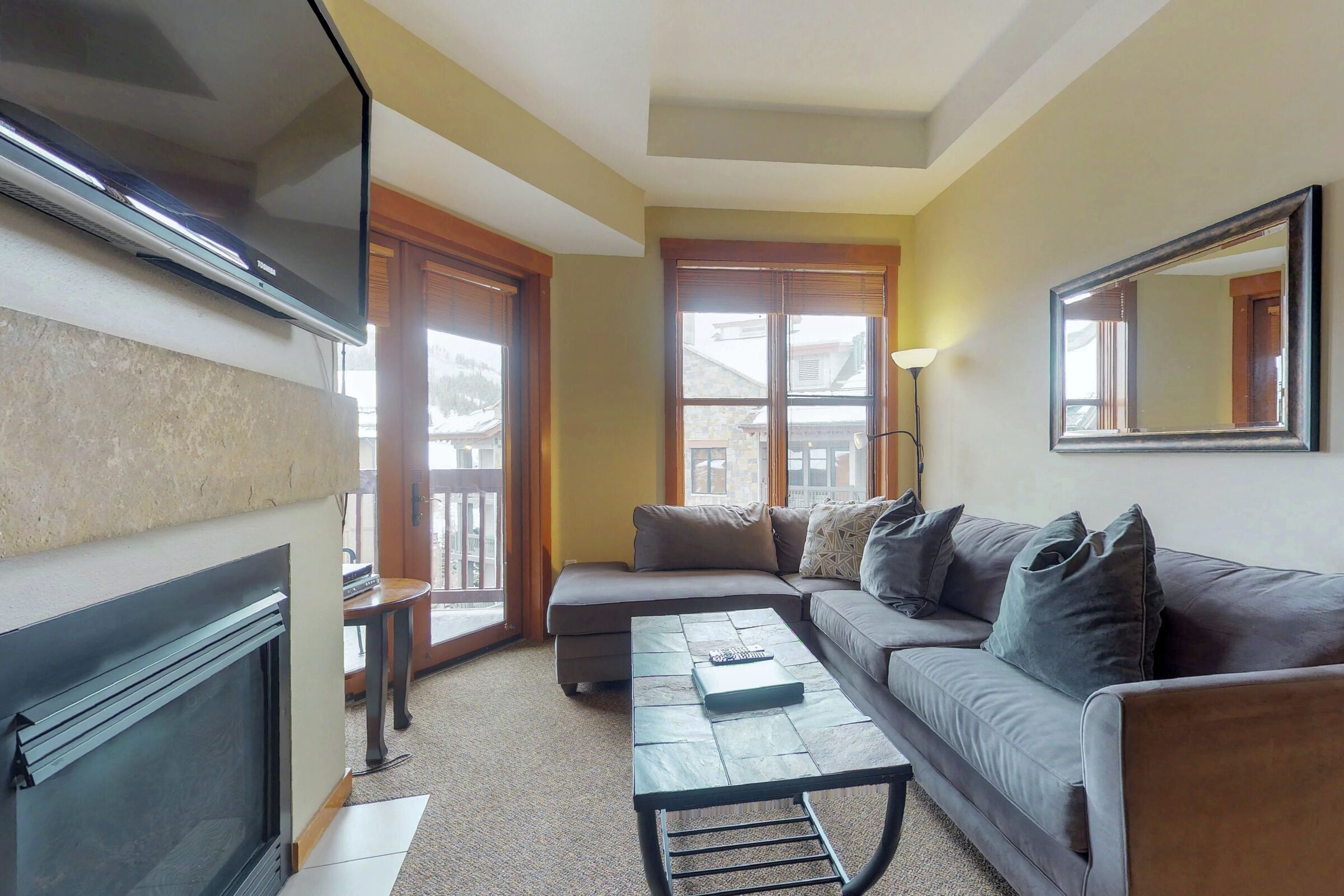 #407 - Living Room